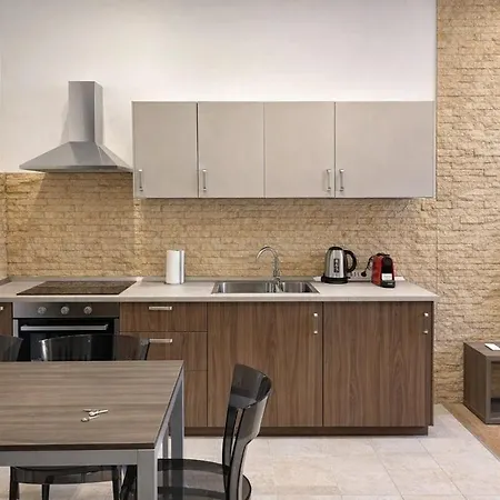 Apartment Authentic 2br Near Vatican & Metro Cipro Rom