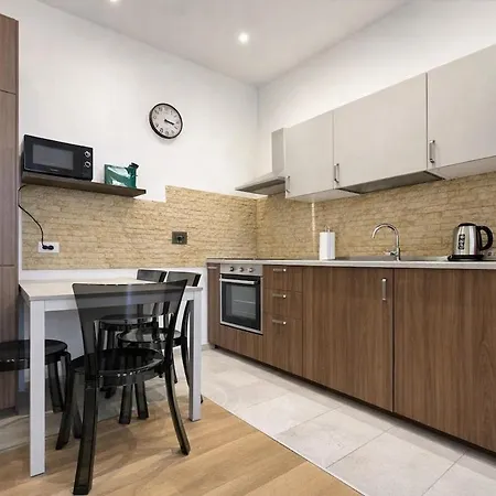 Authentic 2br Near Vatican & Metro Cipro * Roma